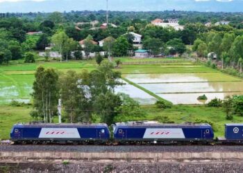 ภาคส่วนที่เกี่ยวข้องกับ‘รถไฟจีน-ลาว’ พัฒนาอย่างรวดเร็ว