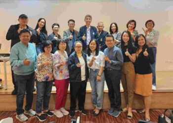มติเอกฉันท์ เลือก ‘ภูวนารถ ณ สงขลา’ เป็นนายกสมาคมวารสารศาสตร์ ต่อเนื่องสมัยที่ 2