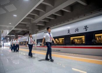 รถไฟจีนทำสถิติใหม่! เปิดให้บริการผู้โดยสาร 1.46 พันล้านคนใน 4 เดือนแรกปี 2025