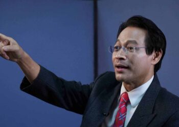 ดร.สุชาติ ชี้ GDP โตต่ำ ทำการบริโภคการลงทุนต่ำ แนะรัฐเพิ่ม GDP โดยกู้เงินมาลงทุน
