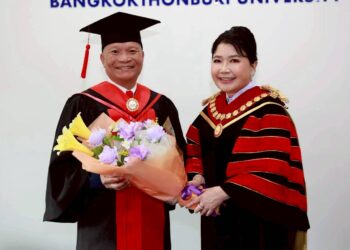 ‘ศ.ดร.บังอร เบ็ญจาธิกุล’ อธิการบดีมหาวิทยาลัยกรุงเทพธนบุรี มอบทุนการศึกษาระดับปริญญาโทให้แก่ ‘หม่ำ จ๊กมก’
