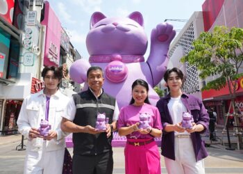 วิสกัส® เปิดตัวประติมากรรม ‘Lucky Cat’ สูง 10 เมตรใจกลางกรุง