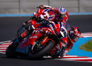 “ก้อง-สมเกียรติ” บิด Honda CBR1000RR-R คว้าแต้มเพิ่ม เวิลด์ ซูเปอร์ไบค์ สนาม 4 ฮังการี