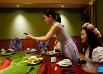 ติ๊กต็อกเกอร์อเมริกันเชื้อสายจีน ค้นพบนิยามใหม่ของ ‘Becoming Chinese’ ผ่านวิถีชีวิตชาวยูนนาน