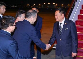 อนุทินเดินทางถึงเซี่ยงไฮ้ เยือนจีนเป็นทางการ-ร่วมประชุม WAIC