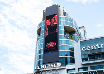 CENTRAL x JISOO : CLICK The First & Exclusive OOH Exposure in Thailand สัมผัสความพิเศษนี้ได้แล้วที่ห้างเซ็นทรัลทั่วประเทศ