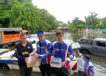 ทิพยประกันภัย ส่ง TIP Smart Assist ลงพื้นที่หนองจอกช่วยผู้ประสบภัยน้ำท่วม